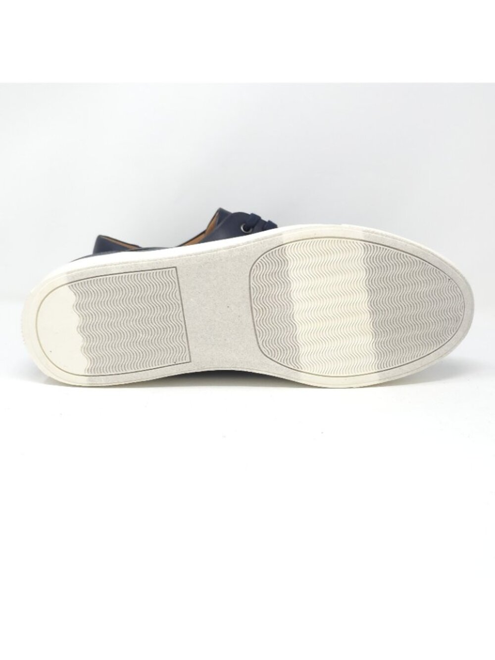 New Alfani Adairr Navy Embossed Leather Sneakers Men’s 8M - Picture 4 of 7